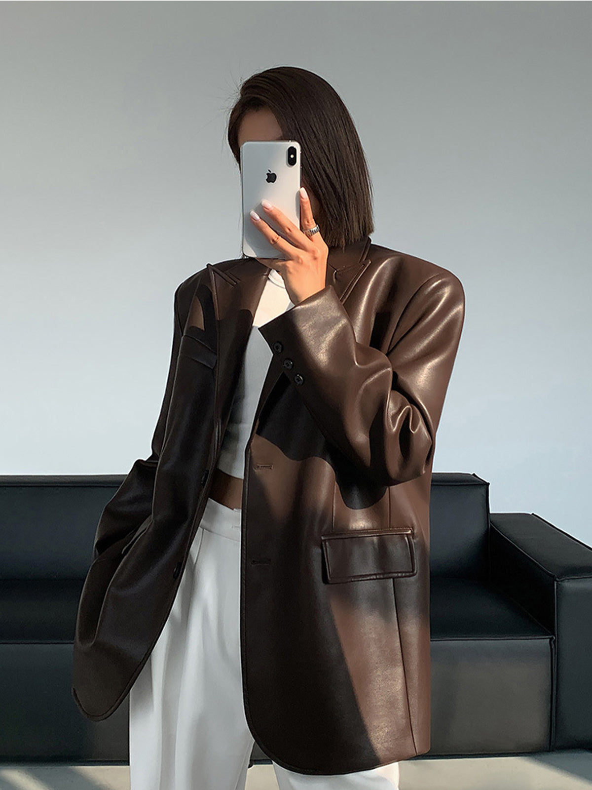 Casilda | Chaqueta extragrande de cuero sintético con solapas