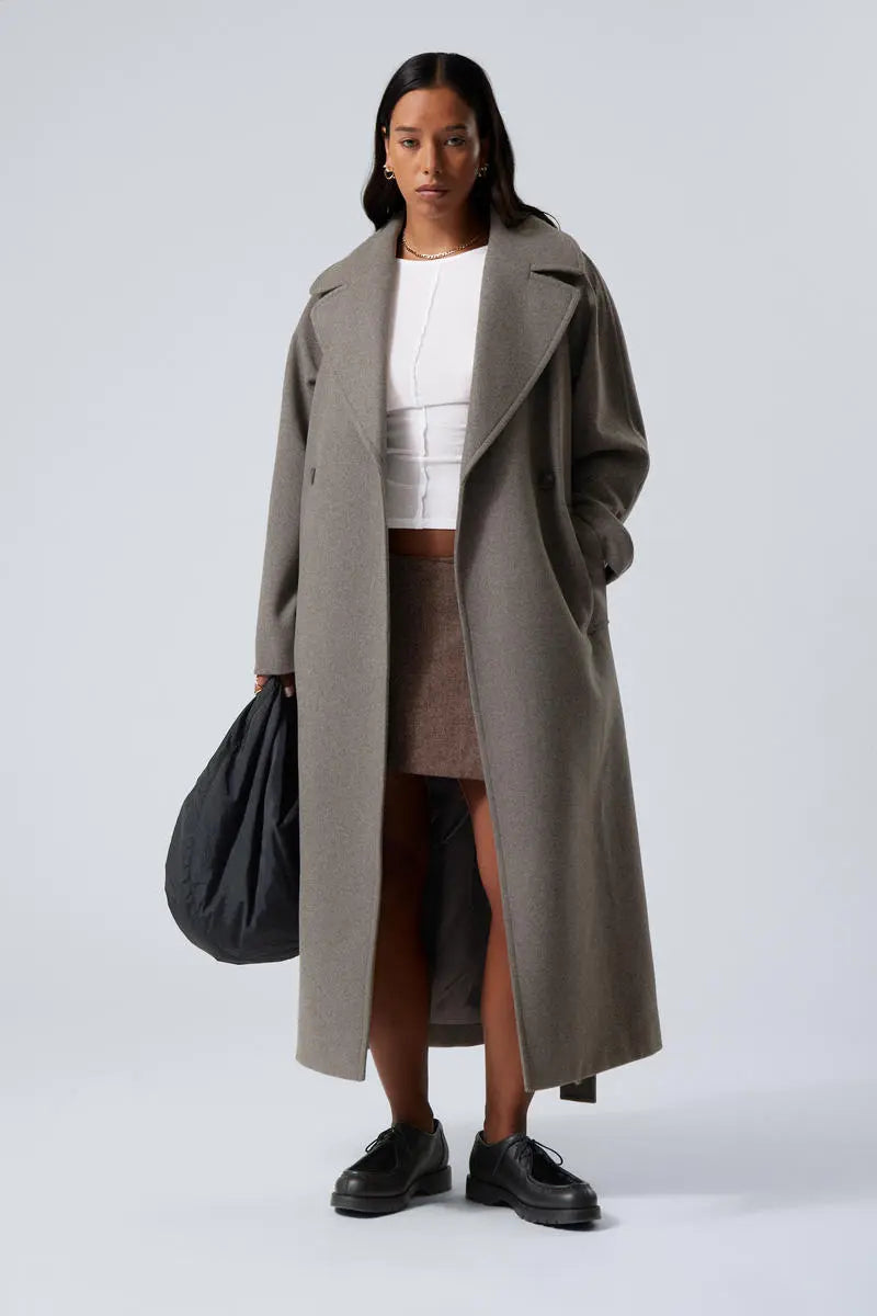Mercedes | Abrigo largo de lana oversize