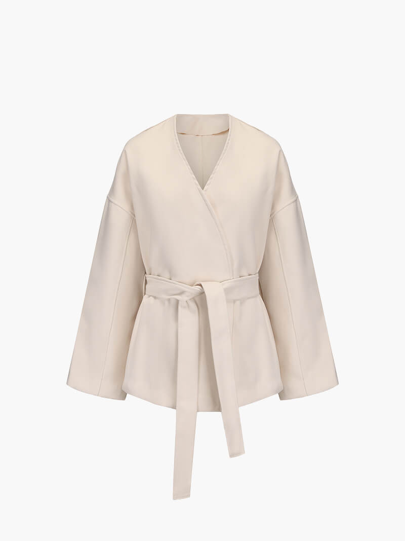 Leticia | Abrigo entallado beige de mujer con cinturilla elegante